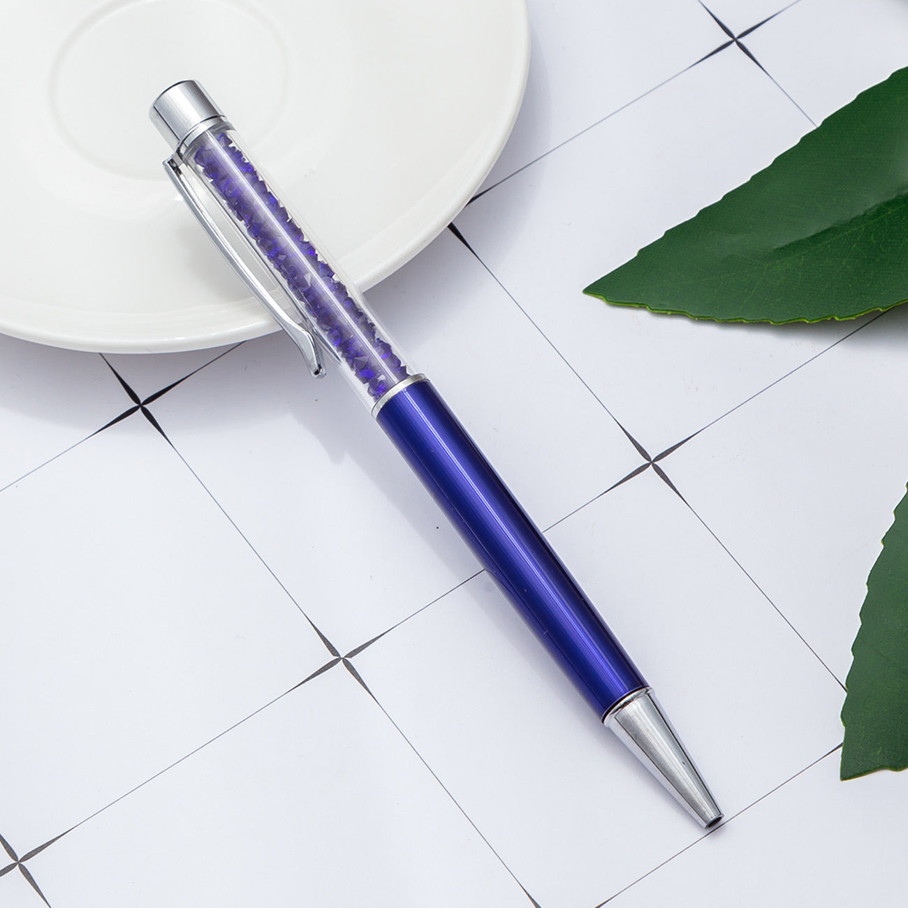 Whoelsale Pens Crystal Pens Broken Diamonds Fashionable Metal Office Pens